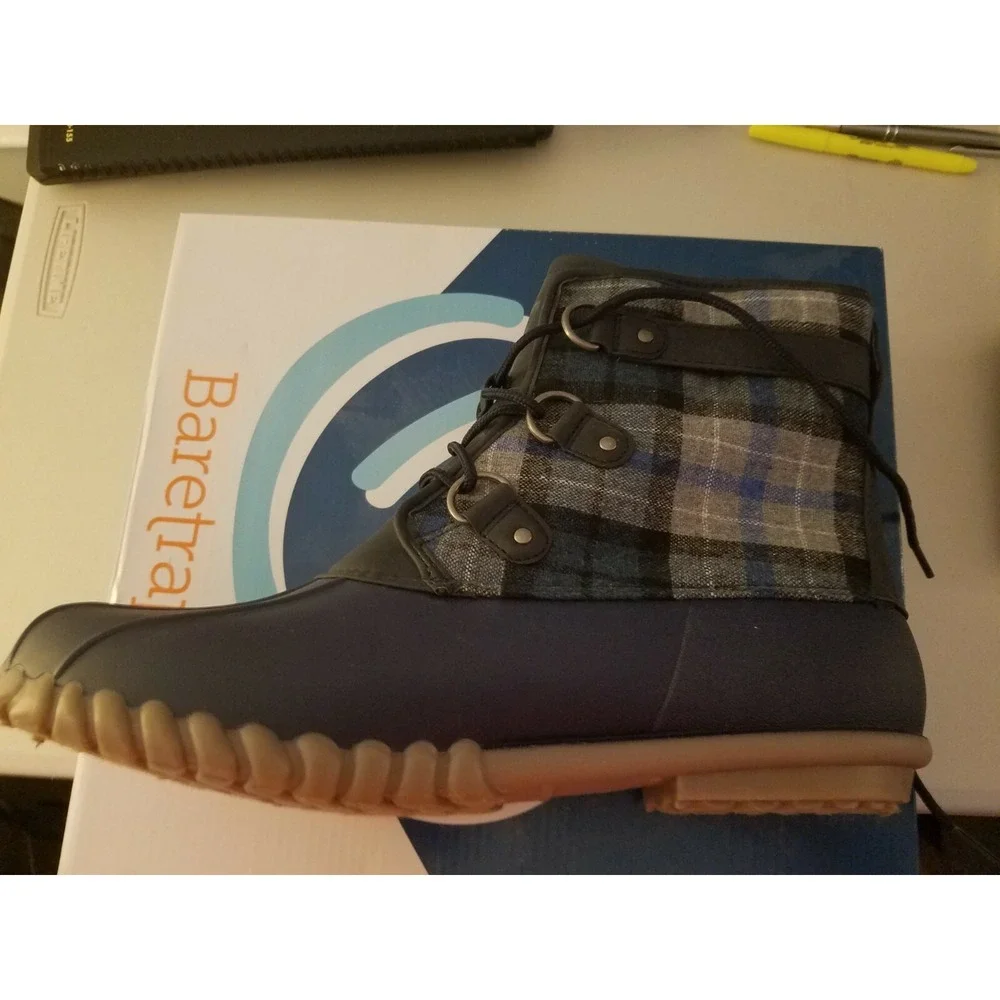 Bare‎ Traps Navy Plaid Water Proof Boots SZ11 NWBX